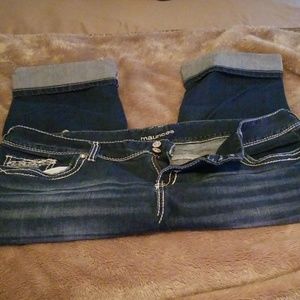 Maurices Size 24 Jean Capris